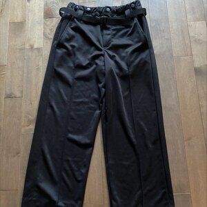 Zebrasclub ZP1 Youth hockey referee pants.
